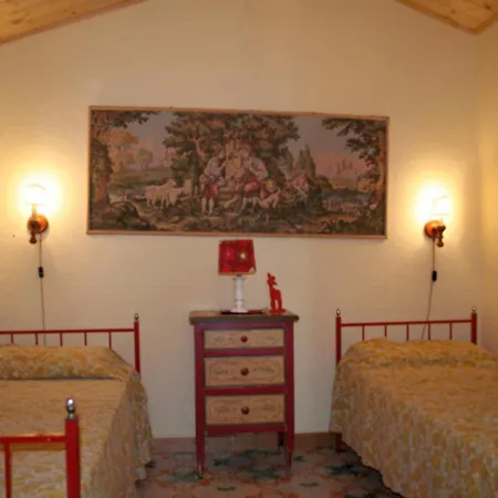 Sleeps 2 Pool Wifi Willa Spello