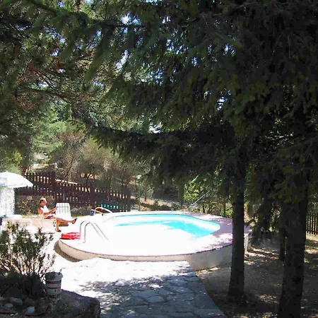 Sleeps 2 Pool Wifi Willa *